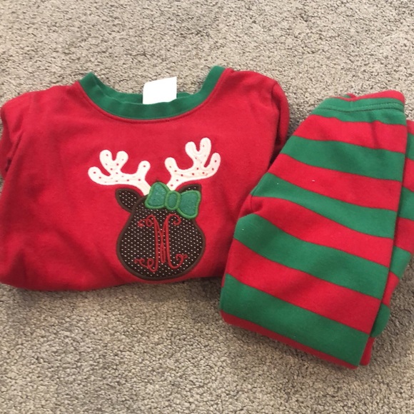 Size 3T Christmas PJs - Picture 1 of 1
